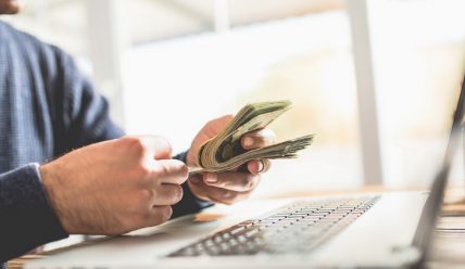 Как можно заработать на собственном сайте с нуля