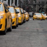 Как сдать машину в аренду под такси? Бизнес