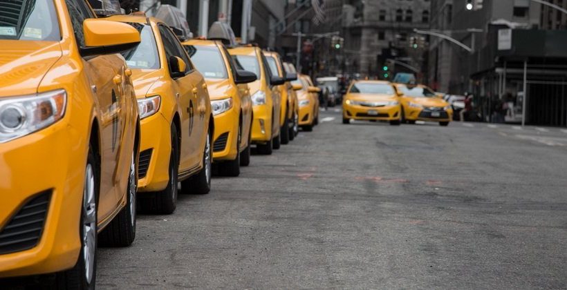 Как сдать машину в аренду под такси? Бизнес