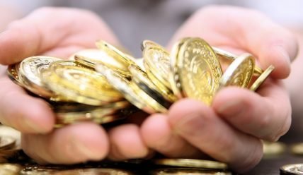 Как правильно вложить деньги в золото и получить прибыль