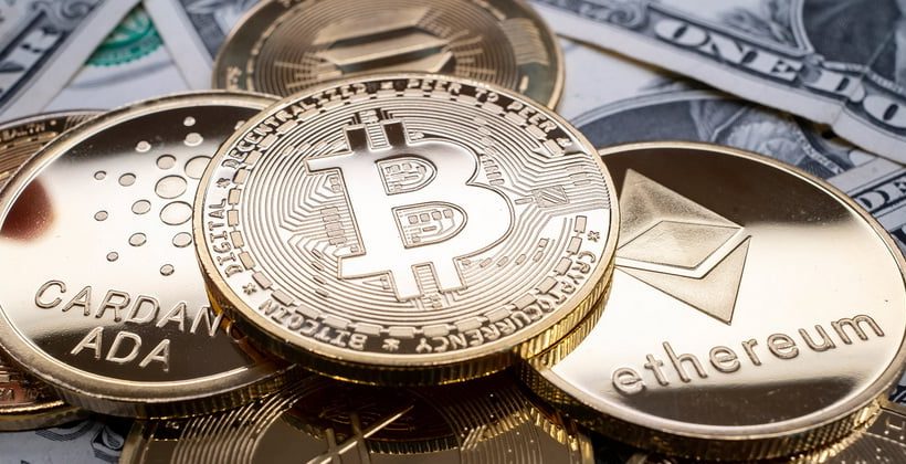 Биткойн падает после объявления тарифов, вызвавшего потрясения на мировых рынках