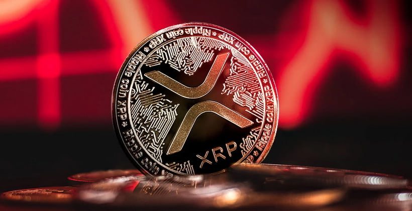Падение курса XRP: Почему криптовалюта Ripple потеряла 45% стоимости?